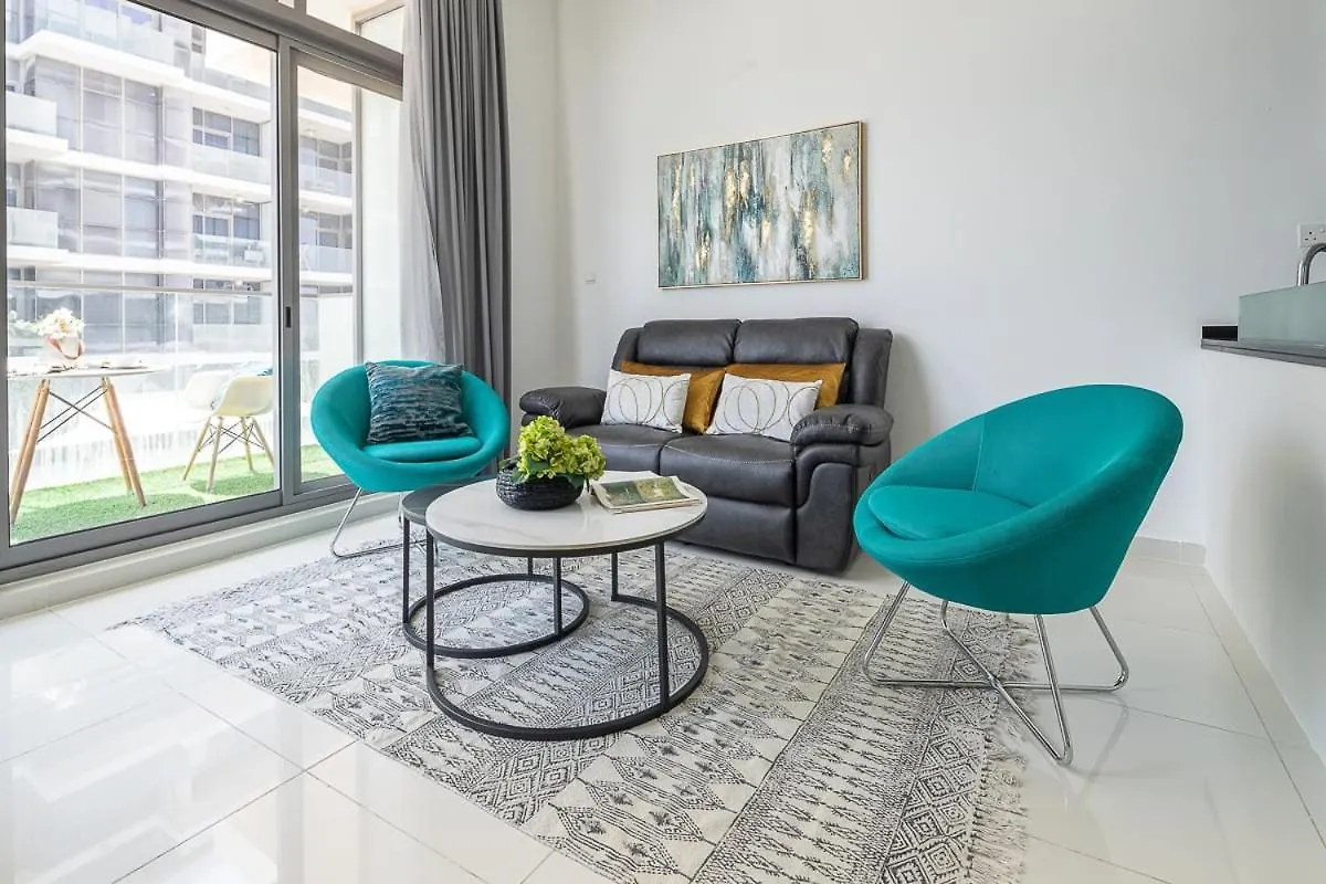 Frank Porter - Golf Promenade 3A Dubai Apartment